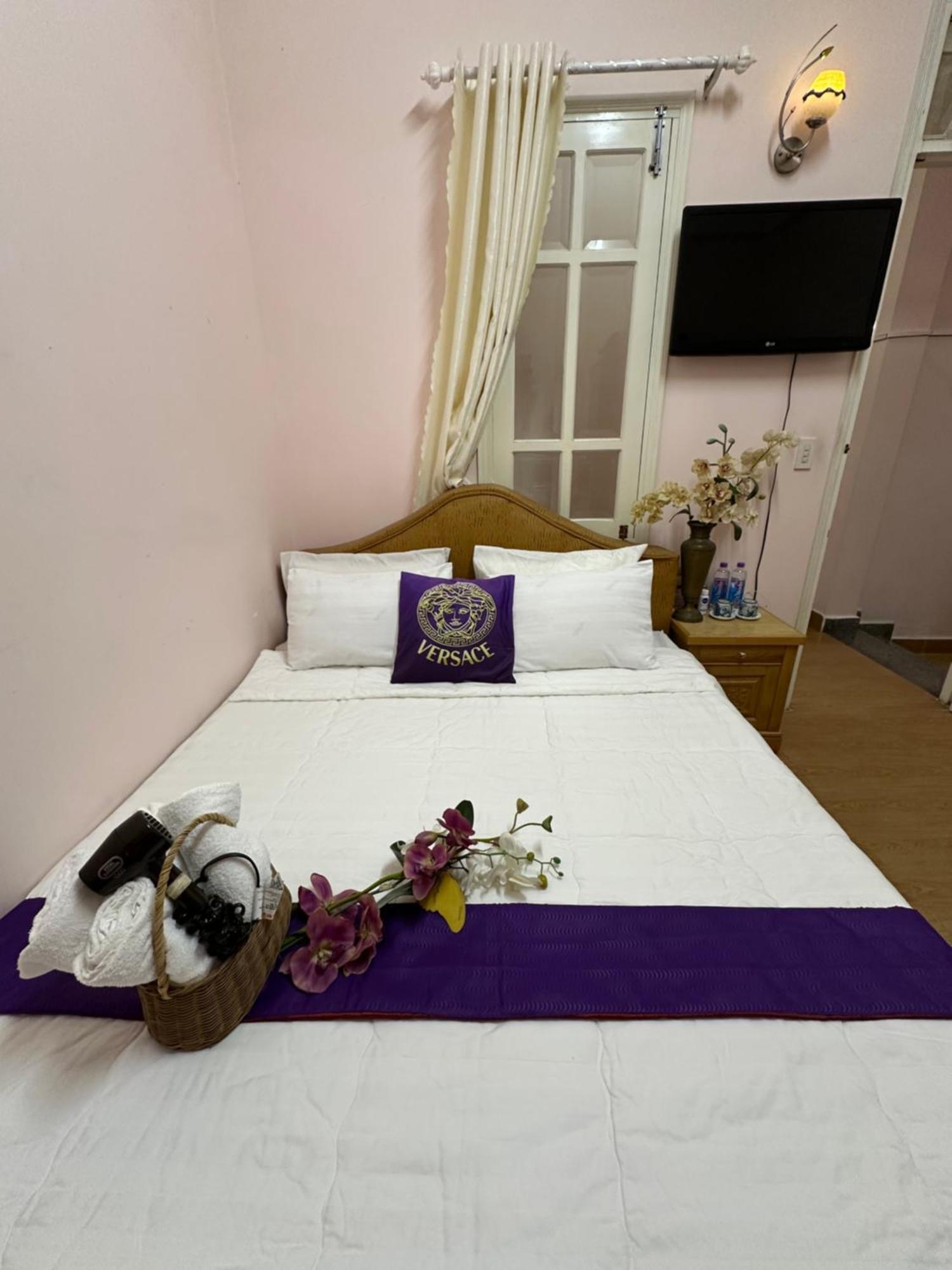 Nha Nghi Nghia Nhan Đà Lạt Extérieur photo
